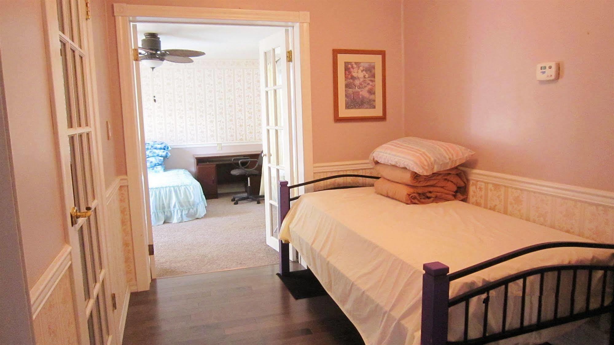 Wenxin B&B Regina Exteriér fotografie